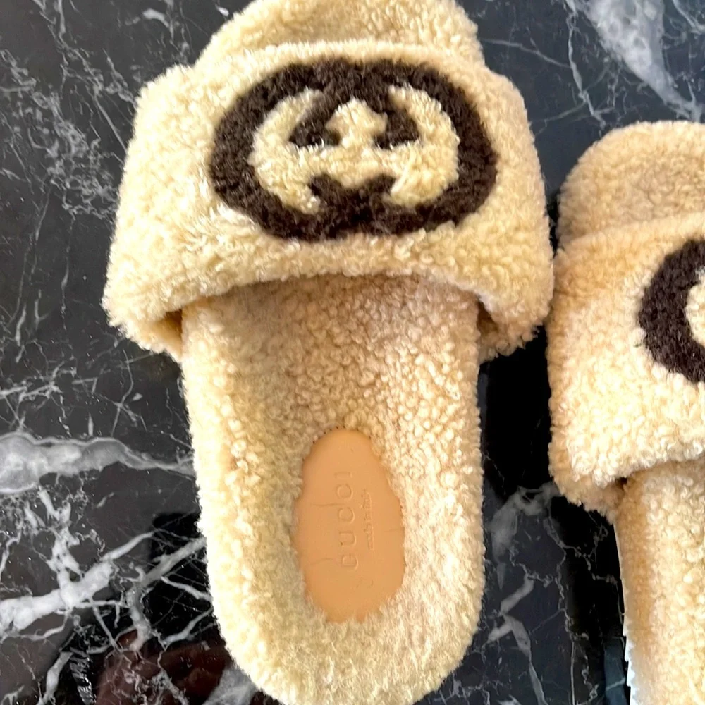 Gucci Slippers size 37 - Picture 2 of 5